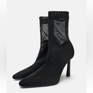 ✨SALE ✨ ZARA MESH HEELED ANKLE BOOTS
✨SALE ✨